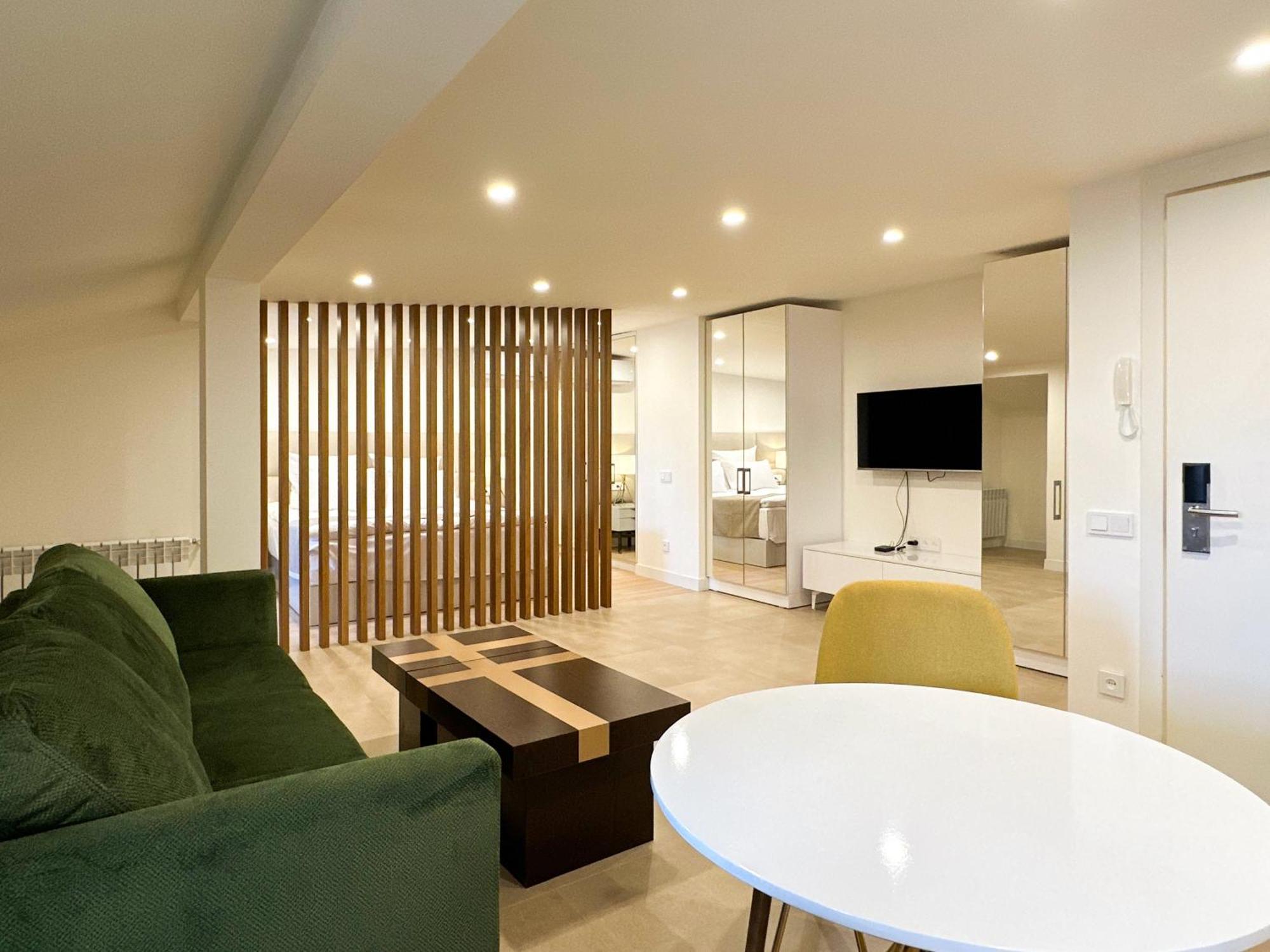Ris Opera Apartments Erivan Exterior foto